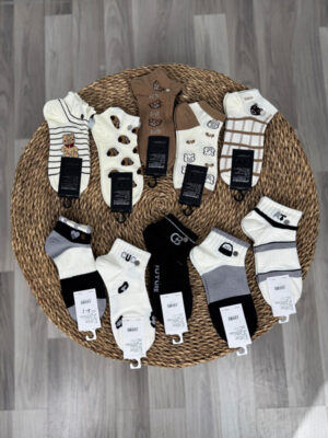 Patterned match socks