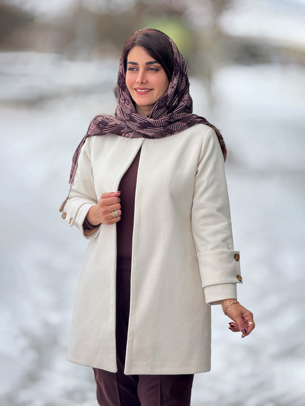 Two-button sleeve jacket3