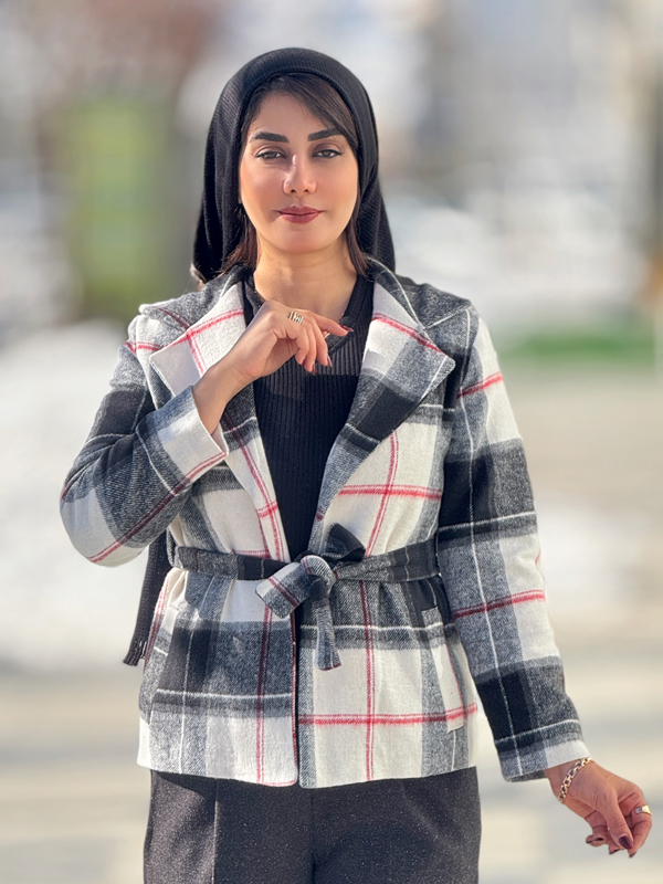 Waisted square 10217