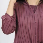 نمای جلو شومیز سیلک 10412 زرشکی